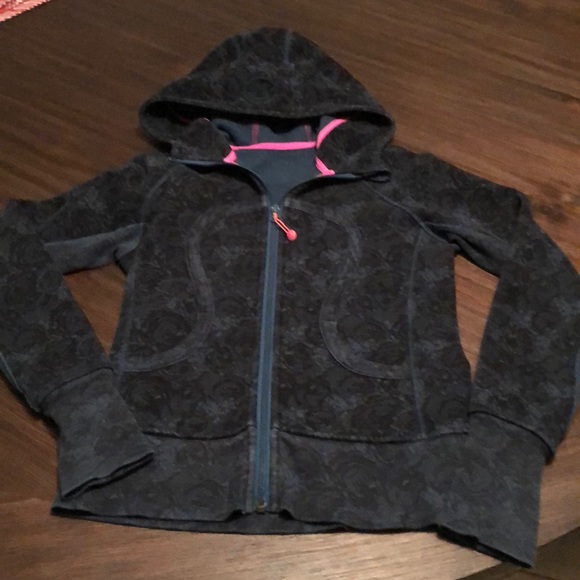 lululemon athletica Tops - Lululemon Scuba Hoodie GUC